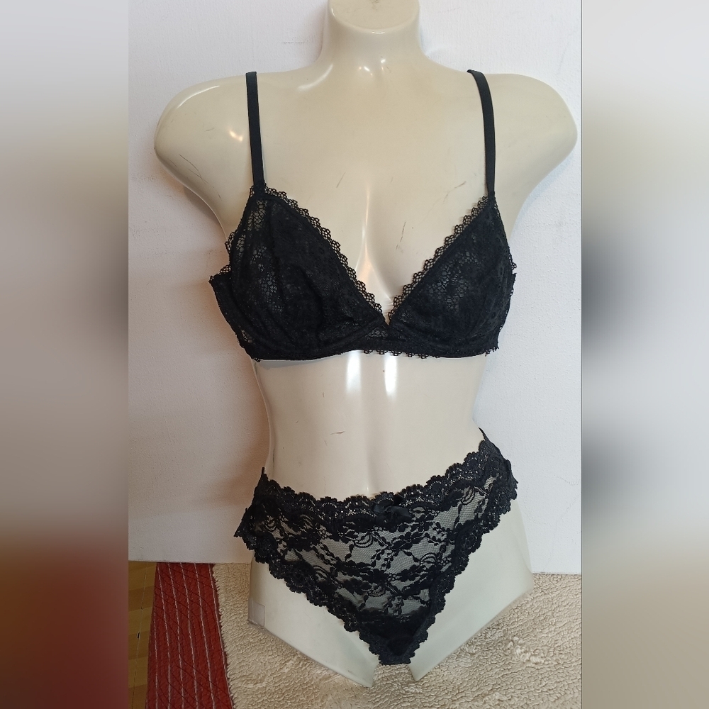 Victoria secret set for women size L